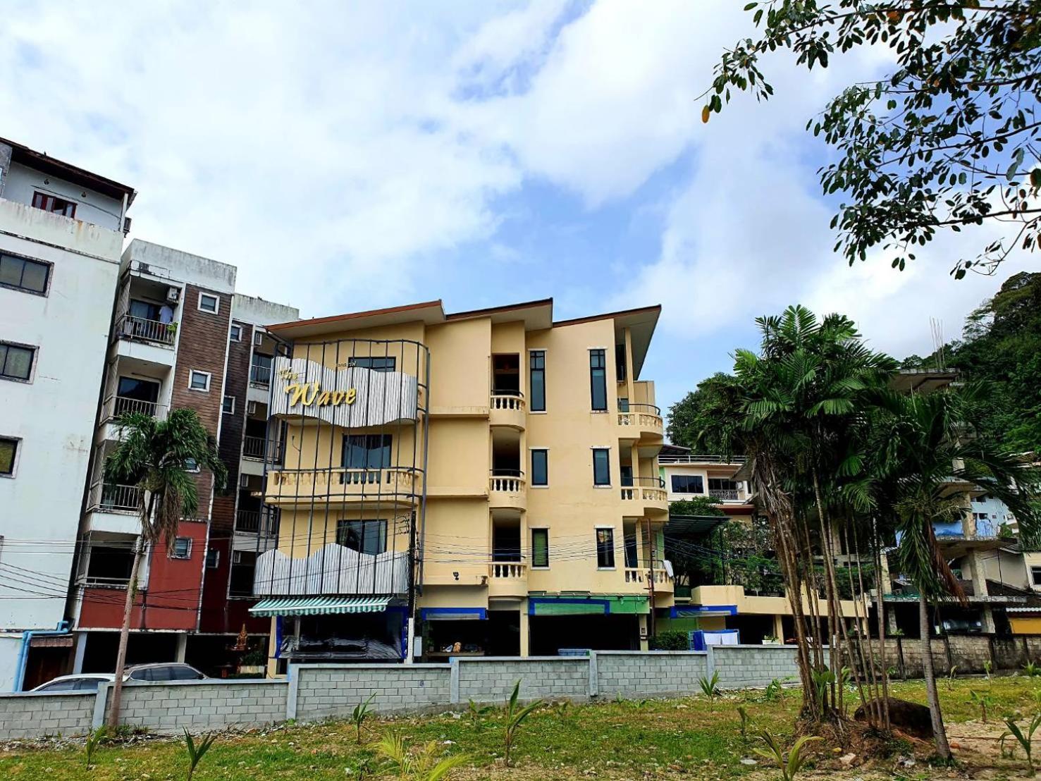 Royal Waves Hotel Patong Exterior foto